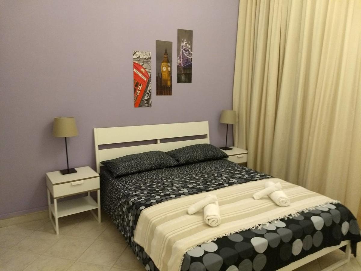 Amoraroma, Economy Guest House With Shared Bathrooms Eksteriør bilde